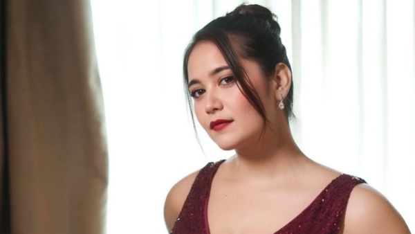 Archita Phukan, aka Babydoll Archi, is trending online for her viral reels and bold fashion. Discover her story, style, and rise to fame.archita phukan viral reel photo babydoll archi instagram image assam influencer trending 2025 archita phukan fashion style babydoll archi viral moment female influencer from northeast india bold fashion influencer india archita phukan reel screenshot